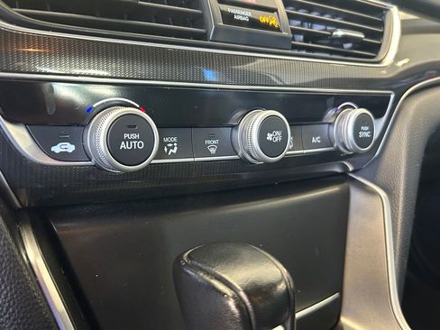 Used 2020 Honda Accord Sport image 34