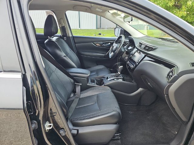 Used 2019 Nissan Rogue Sport SL FWD image 14