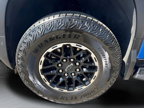 Used 2026 Chevrolet Silverado EV Trail Boss AWD/4WD image 37