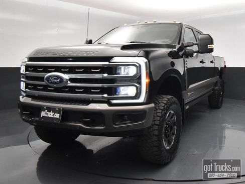 Used 2023 Ford F250 King Ranch w/ Tremor Off-Road Package AWD/4WD image 55
