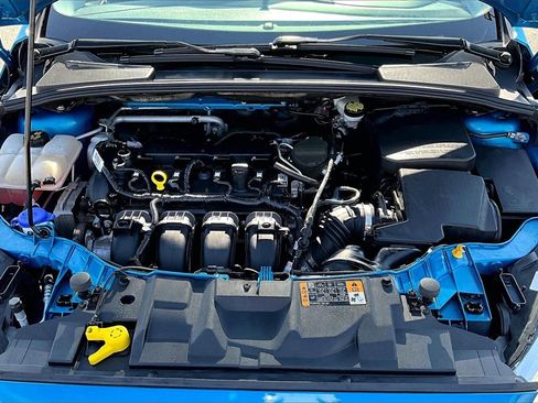 Used 2015 Ford Focus Titanium image 10