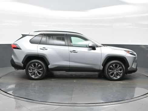 Used 2023 Toyota RAV4 Limited AWD/4WD image 7