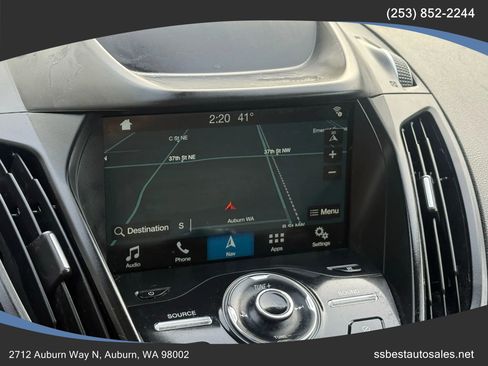 Used 2019 Ford Escape Titanium image 23