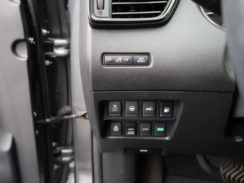 Used 2019 Nissan Rogue SV w/ Premium Package AWD/4WD image 58