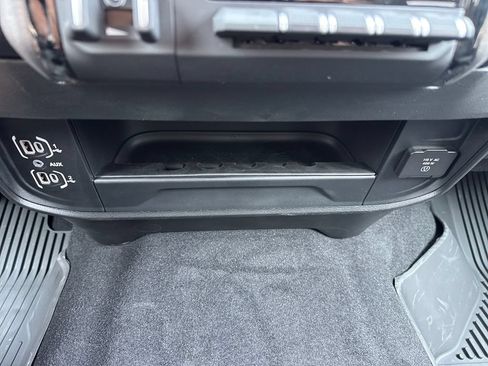 New 2026 RAM 2500 Tradesman AWD/4WD image 20