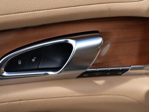 Used 2013 Porsche Panamera image 29