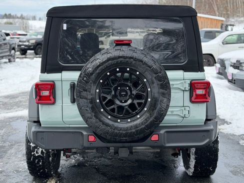 Used 2024 Jeep Wrangler Willys image 4