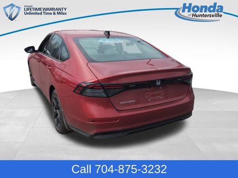 Used 2025 Honda Accord SE image 6