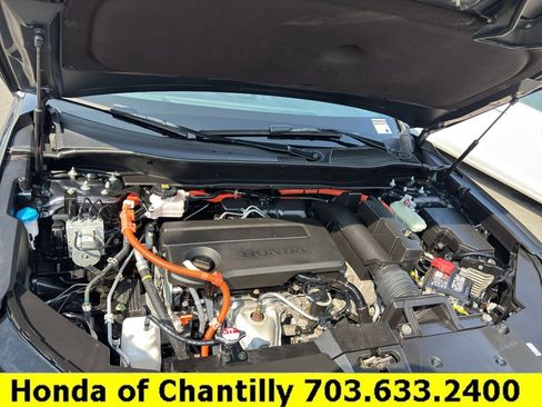 Certified 2025 Honda CR-V Sport image 32