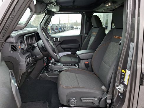 New 2026 Jeep Gladiator Mojave AWD/4WD image 9