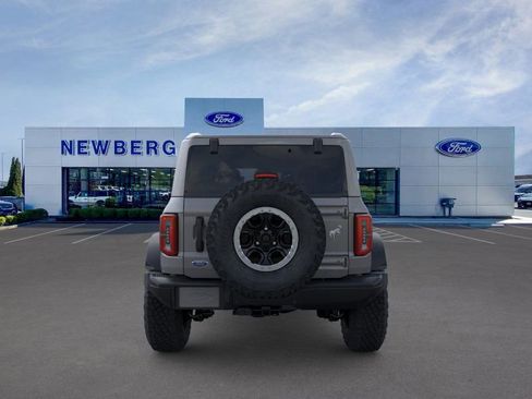 New 2025 Ford Bronco Badlands w/ Sasquatch Package image 7