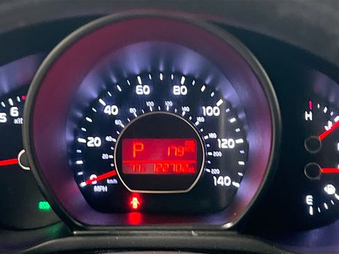 Used 2016 Kia Soul FWD image 23