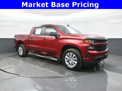 Used 2022 Chevrolet Silverado 1500 Custom w/ Safety Confidence Package image 1