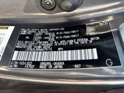 Used 2022 Toyota 4Runner SR5 Premium image 35