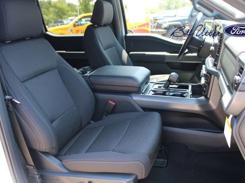 New 2025 Ford F150 XLT w/ Equipment Group 302A MID image 8