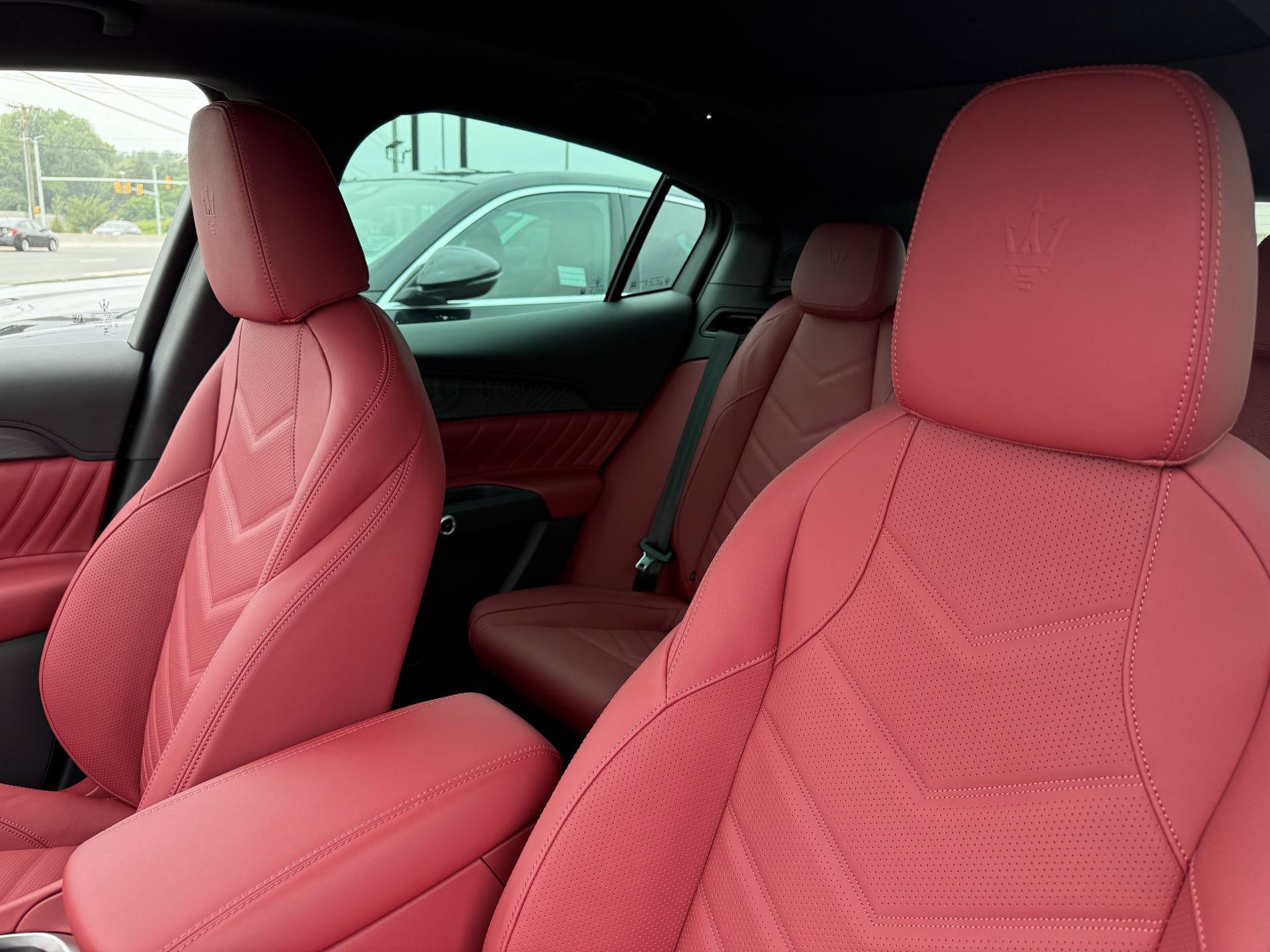 Used 2025 Maserati Grecale GT AWD/4WD image 5