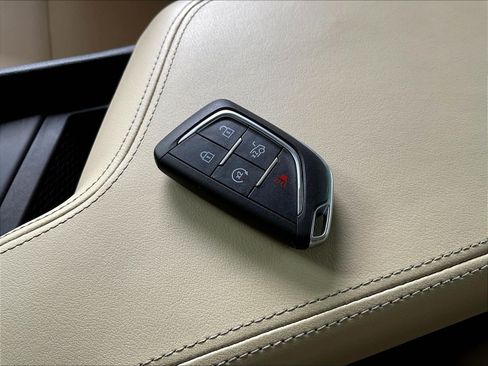 Used 2020 Cadillac CT5 Luxury w/ Cold Weather Package AWD/4WD image 33