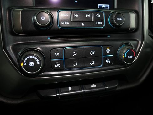 Used 2019 Chevrolet Silverado 1500 LT image 24