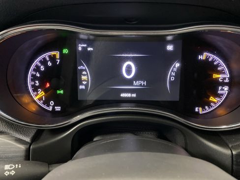 Certified 2020 Jeep Grand Cherokee Altitude image 24