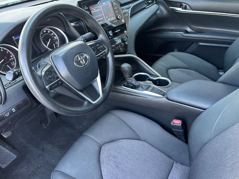 Used 2024 Toyota Camry LE image 10
