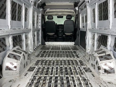 Used 2023 RAM ProMaster 2500 image 11