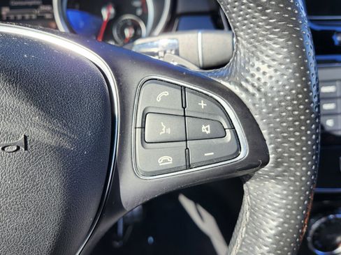 Used 2019 Mercedes-Benz GLE 400 4MATIC image 44