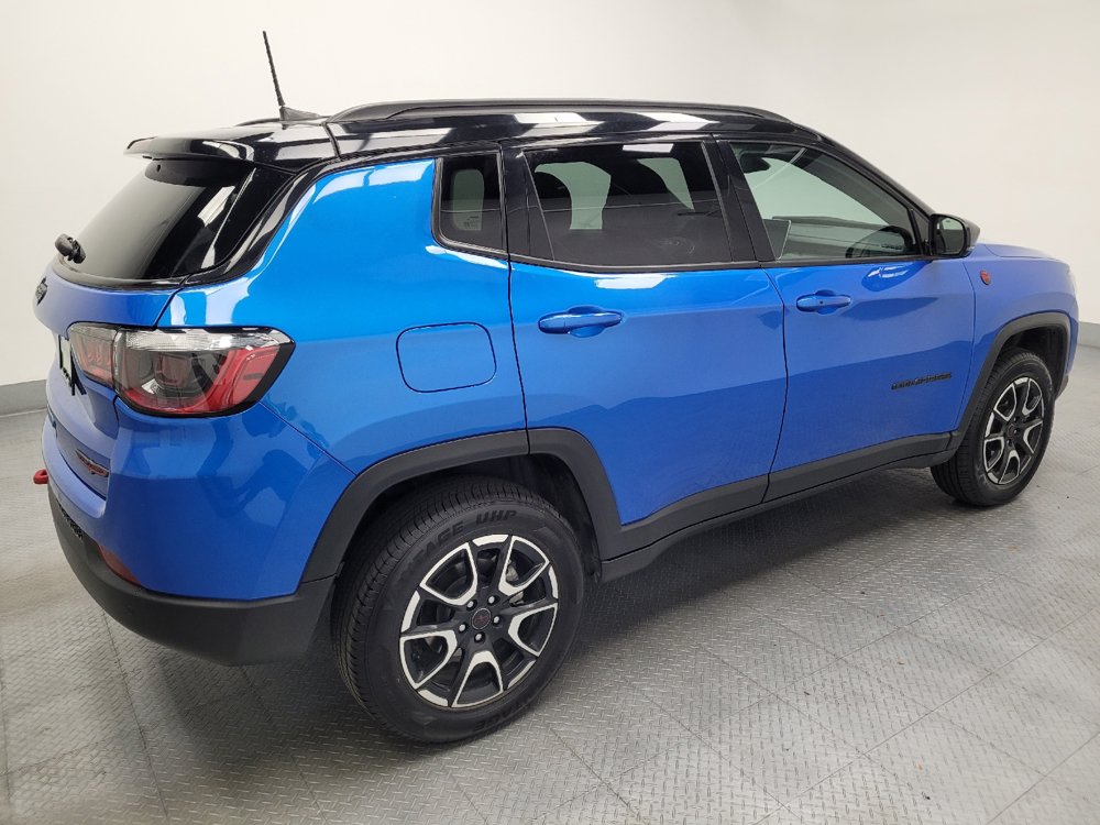 Used 2025 Jeep Compass Trailhawk AWD/4WD image 10