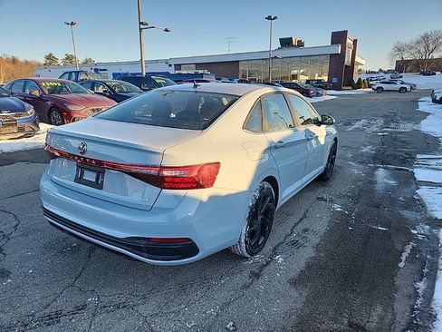 New 2026 Volkswagen Jetta SE image 7