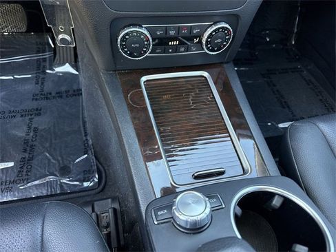 Used 2014 Mercedes-Benz GLK 350 2WD image 20