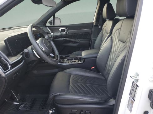 Certified 2024 Kia Sorento SX Prestige image 20