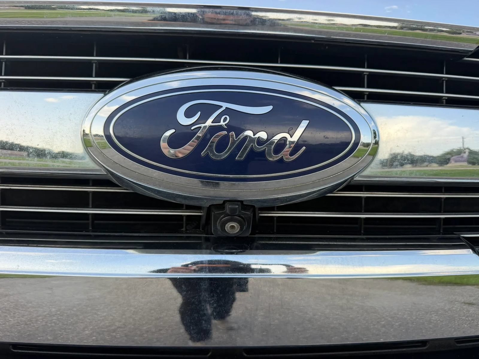 Used 2016 Ford F150 Lariat w/ Equipment Group 502A Luxury AWD/4WD image 27