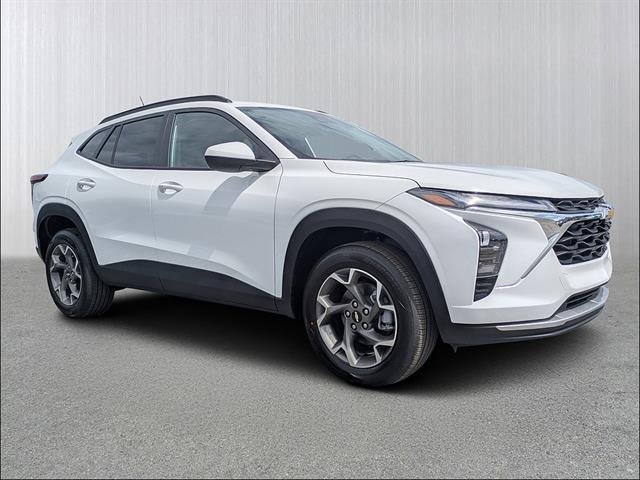 New 2026 Chevrolet Trax LT w/ Driver Confidence Package FWD image 1