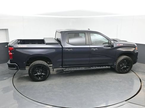 Used 2022 Chevrolet Silverado 1500 Custom Trail Boss w/ LPO, Dark Essentials Package AWD/4WD image 37
