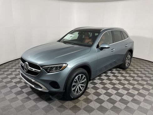 New 2026 Mercedes-Benz GLC 300 image 9