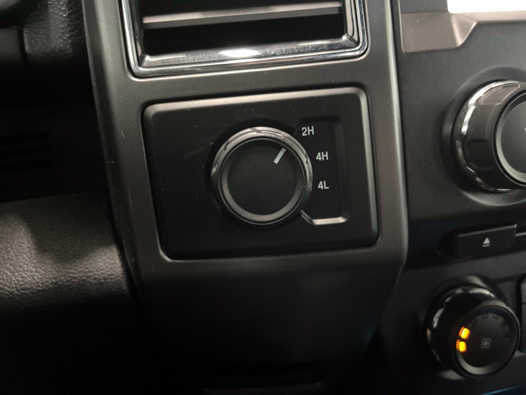 Used 2018 Ford F150 XLT w/ Equipment Group 302A Luxury AWD/4WD image 14