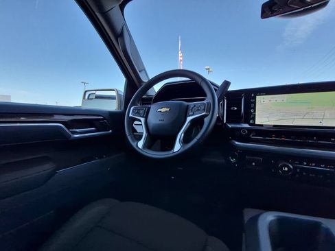 Certified 2026 Chevrolet Silverado 1500 LT RWD image 8