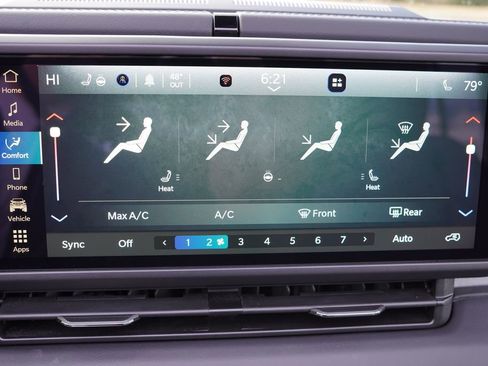 Certified 2025 Jeep Wrangler Unlimited Sahara w/ Safety Group image 27