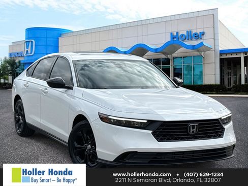 Certified 2025 Honda Accord SE image 1