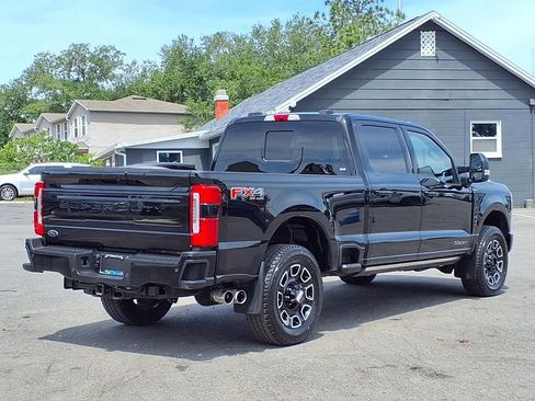 Used 2025 Ford F250 Platinum w/ FX4 Off-Road Package AWD/4WD image 7