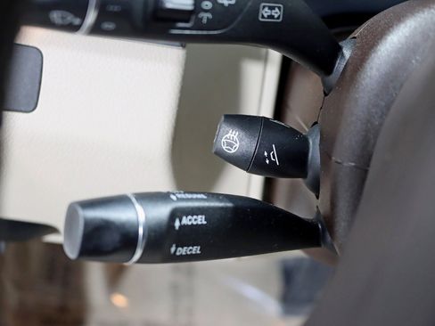 Used 2015 Mercedes-Benz E 350 4MATIC Wagon w/ Premium 1 Package image 16