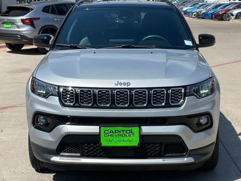 Used 2025 Jeep Compass Limited AWD/4WD image 8
