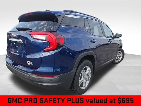 Certified 2022 GMC Terrain SLE w/ Driver Convenience Package FWD image 5