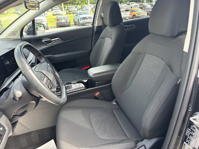 Used 2026 Kia Sportage LX FWD image 22