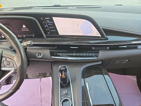 Used 2021 Cadillac Escalade Sport w/ LPO, ONYX Package image 15