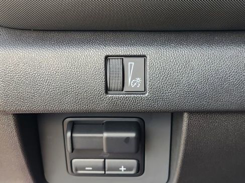 Used 2025 Chevrolet Colorado Z71 w/ Z71 Convenience Package 2 image 21