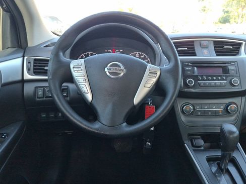 Used 2017 Nissan Sentra S FWD image 14