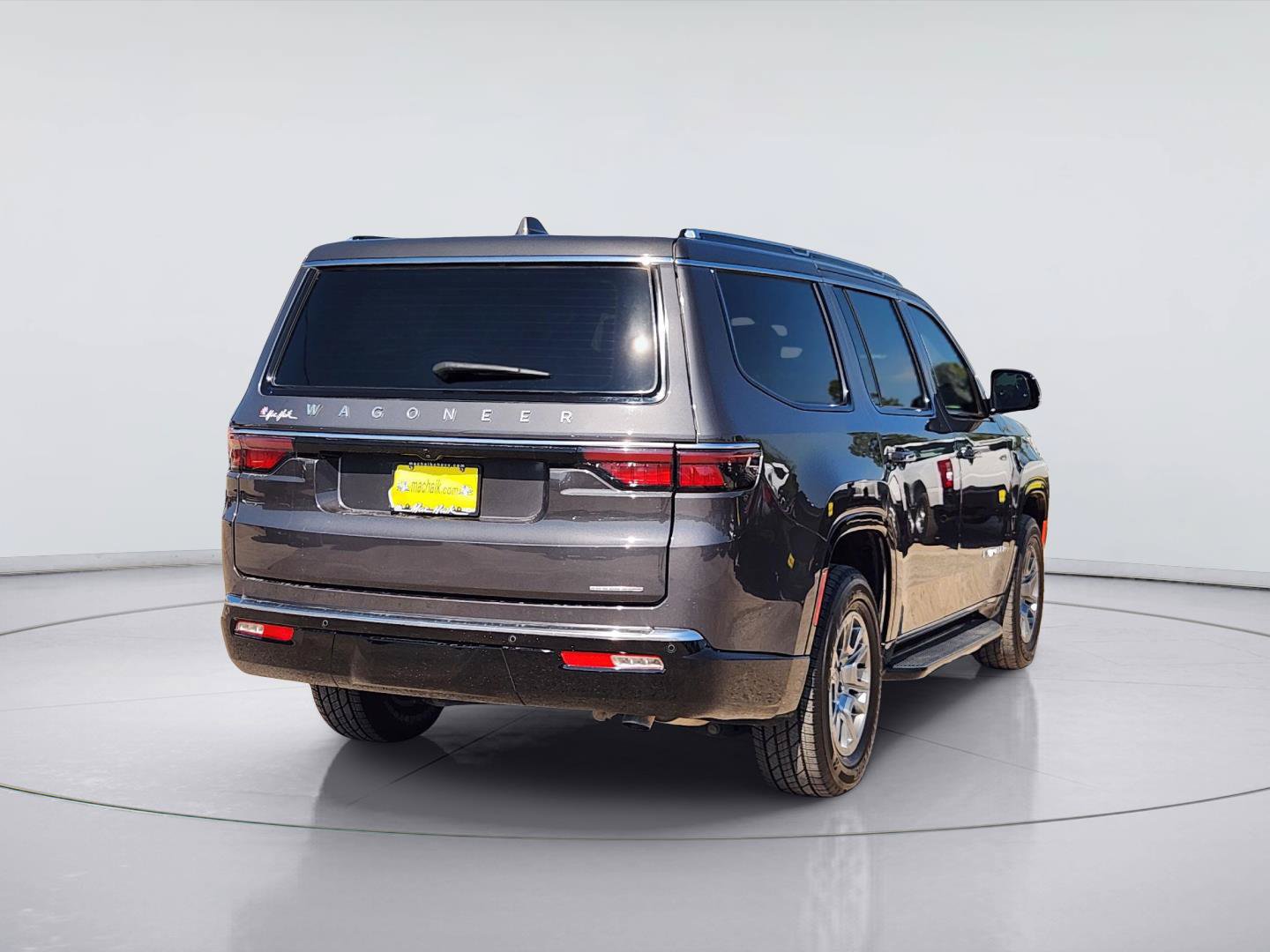 Used 2022 Jeep Wagoneer Series I RWD image 7