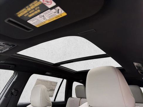 New 2026 Toyota Grand Highlander AWD Hybrid image 18