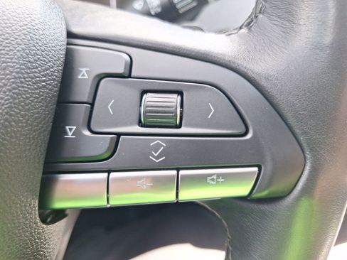 Used 2023 Cadillac XT4 Premium Luxury FWD image 21