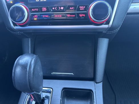 Used 2018 Subaru Outback 3.6R Touring w/ Popular Package #3 image 5